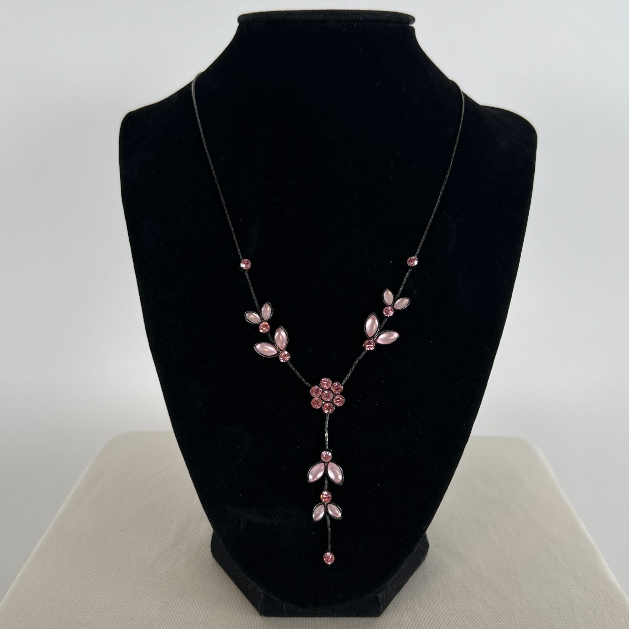 Vintage Y2K Fairycore Pink Rhinestone Necklace